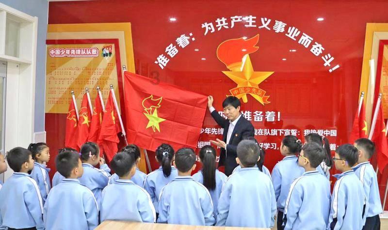 城区梅花盛放 市民公园邂逅“梅”好